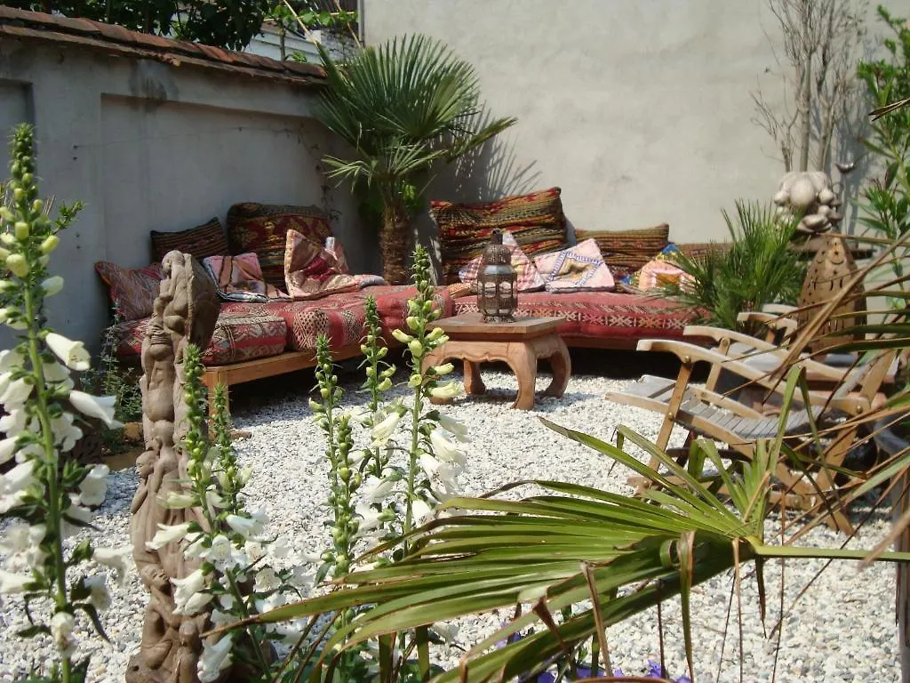 Bed & Breakfast B&B De Witte Nijl Antwerp Belgium